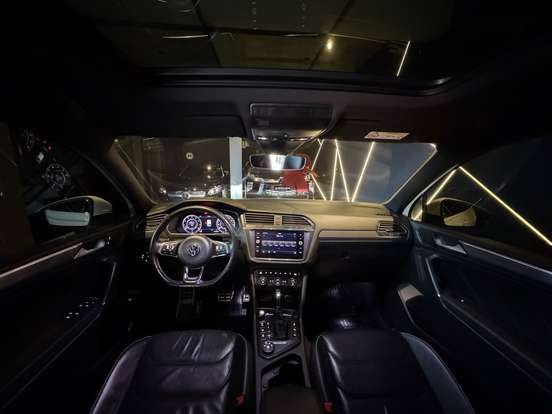 VOLKSWAGEN-TIGUAN-2018