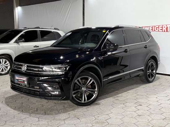 VOLKSWAGEN-TIGUAN-2019