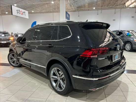 VOLKSWAGEN-TIGUAN-2019