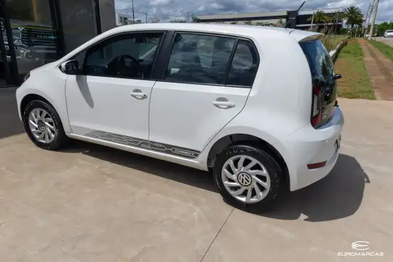 VOLKSWAGEN-UP-2019