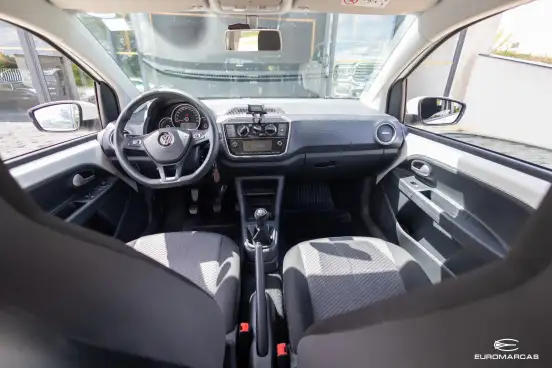 VOLKSWAGEN-UP-1.0 170 TSI TOTAL FLEX CONNECT 4P MANUAL VOLKSWAGEN-UP-2019