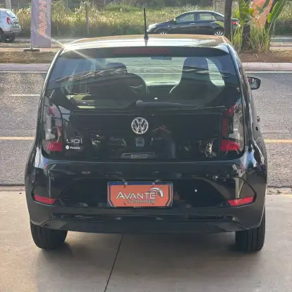 VOLKSWAGEN-UP-2017