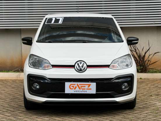VOLKSWAGEN-UP-2017