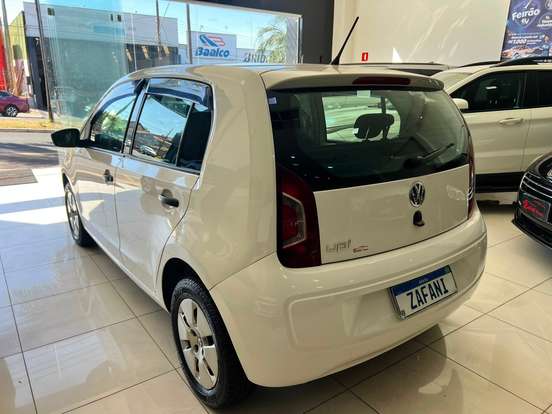 VOLKSWAGEN-UP-1.0 MPI TAKE UP 12V FLEX 4P MANUAL VOLKSWAGEN-UP-2015