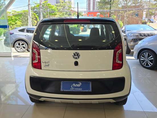 VOLKSWAGEN-UP-2017