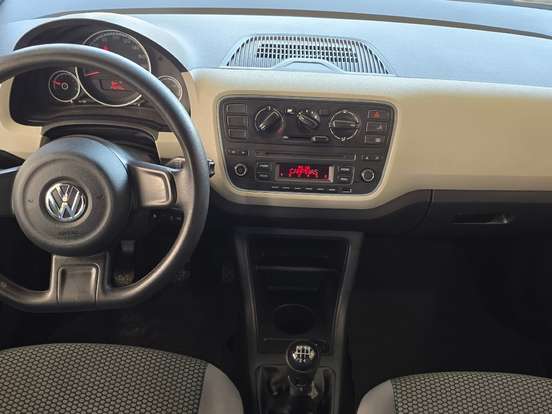 VOLKSWAGEN-UP-1.0 MPI TAKE UP 12V FLEX 4P MANUAL VOLKSWAGEN-UP-2017