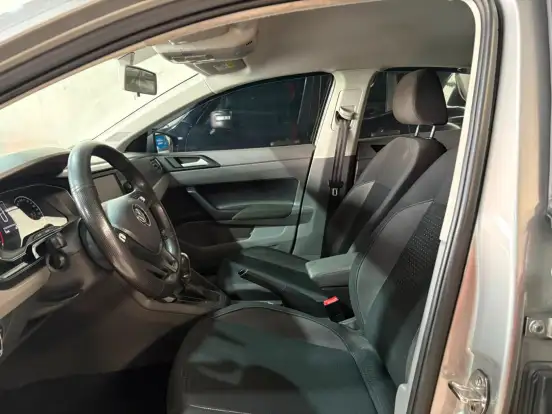 VOLKSWAGEN-VIRTUS-1.0 200 TSI COMFORTLINE AUTOMÁTICO VOLKSWAGEN-VIRTUS-2020