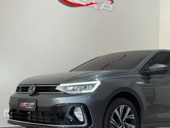 VOLKSWAGEN-VIRTUS-1.0 200 TSI HIGHLINE AUTOMÁTICO VOLKSWAGEN-VIRTUS-2025