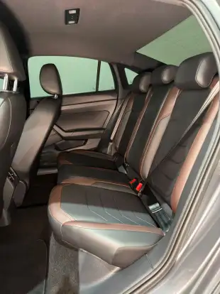 VOLKSWAGEN-VIRTUS-1.0 200 TSI HIGHLINE AUTOMÁTICO VOLKSWAGEN-VIRTUS-2025