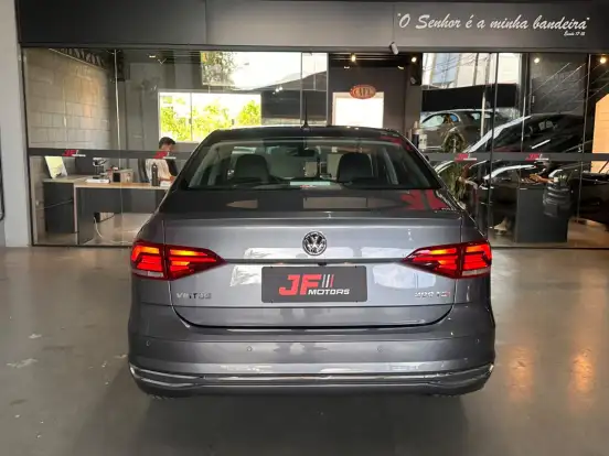 VOLKSWAGEN-VIRTUS-2021