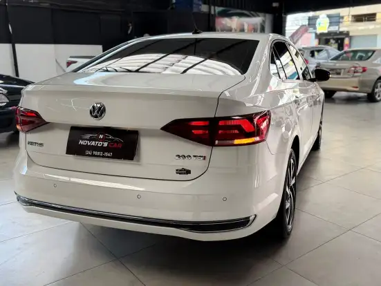 VOLKSWAGEN-VIRTUS-2021
