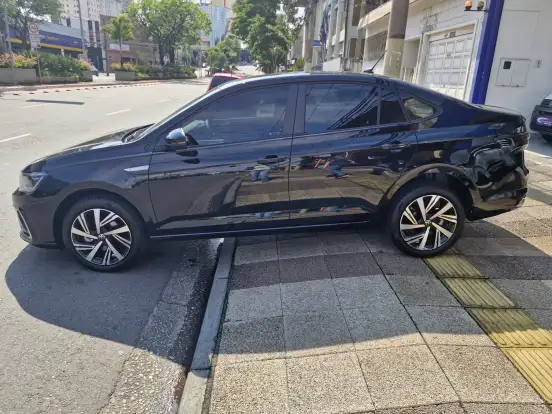 VOLKSWAGEN-VIRTUS-1.0 200 TSI HIGHLINE AUTOMÁTICO VOLKSWAGEN-VIRTUS-2026