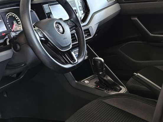 VOLKSWAGEN-VIRTUS-1.0 200 TSI COMFORTLINE AUTOMÁTICO VOLKSWAGEN-VIRTUS-2018