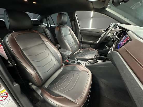VOLKSWAGEN-VIRTUS-2023