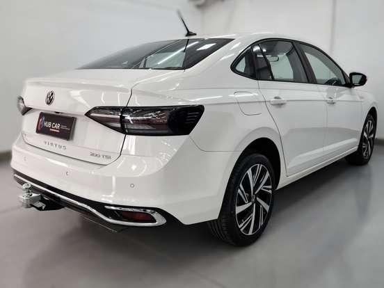 VOLKSWAGEN-VIRTUS-2023