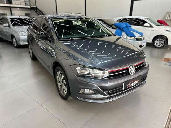 VOLKSWAGEN-VIRTUS-1.0 200 TSI HIGHLINE AUTOMÁTICO VOLKSWAGEN-VIRTUS-2017