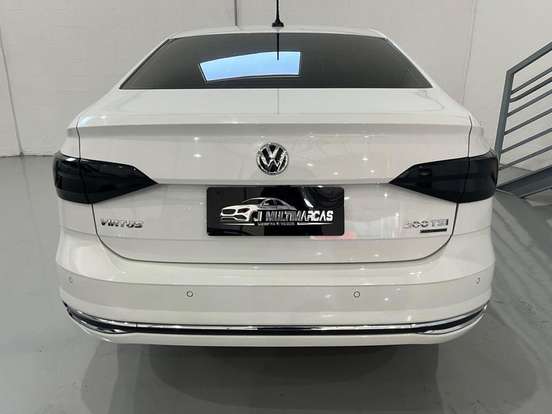 VOLKSWAGEN-VIRTUS-2018