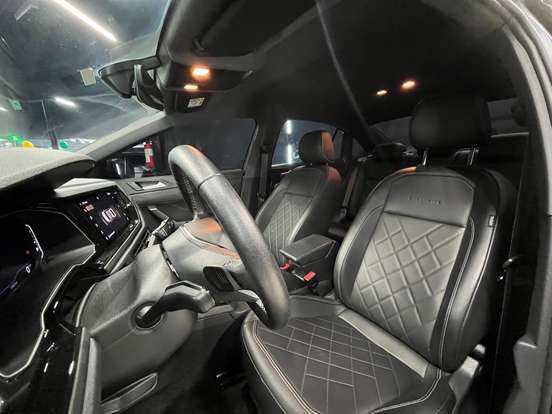 VOLKSWAGEN-VIRTUS-2023