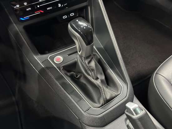 VOLKSWAGEN-VIRTUS-1.4 250 TSI EXCLUSIVE AUTOMÁTICO VOLKSWAGEN-VIRTUS-2024