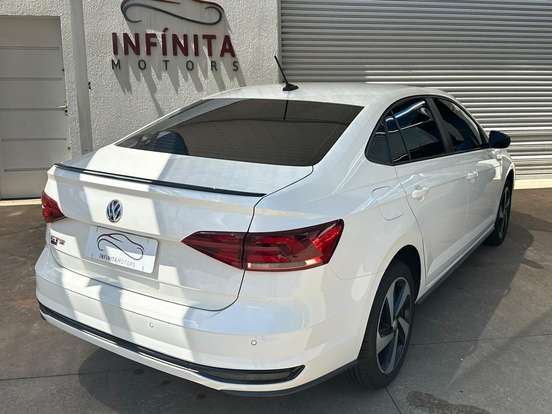 VOLKSWAGEN-VIRTUS-2020