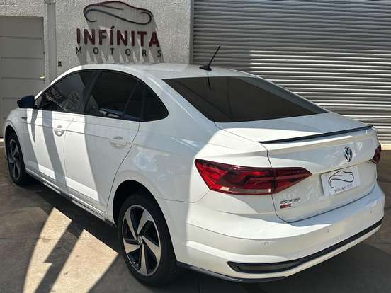 VOLKSWAGEN-VIRTUS-2020