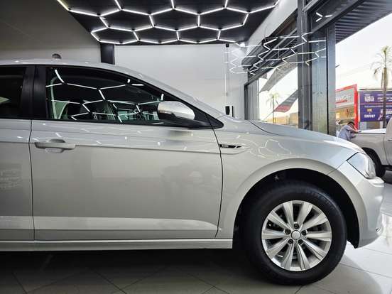 VOLKSWAGEN-VIRTUS-1.6 MSI TOTAL FLEX AUTOMÁTICO VOLKSWAGEN-VIRTUS-2018