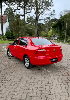VOLKSWAGEN-VOYAGE-2015