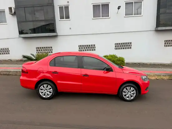 VOLKSWAGEN-VOYAGE-2012