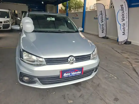 VOLKSWAGEN-VOYAGE-1.6 MSI TOTALFLEX COMFORTLINE 4P MANUAL VOLKSWAGEN-VOYAGE-2017