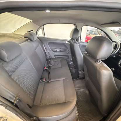 VOLKSWAGEN-VOYAGE-1.0 MI TRENDLINE 8V FLEX 4P MANUAL VOLKSWAGEN-VOYAGE-2015