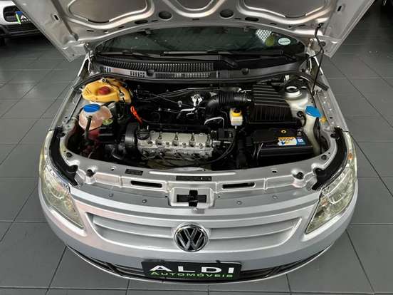 VOLKSWAGEN-VOYAGE-2012