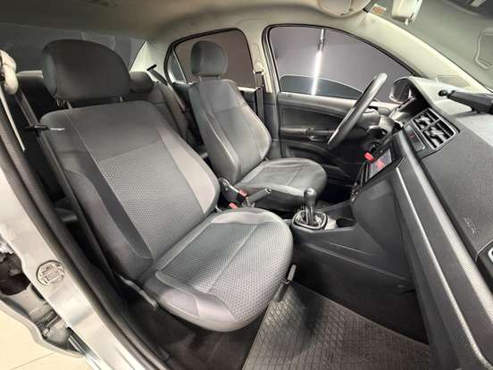 VOLKSWAGEN-VOYAGE-1.6 MSI TOTALFLEX 4P MANUAL VOLKSWAGEN-VOYAGE-2021