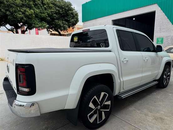 VOLKSWAGEN-AMAROK-3.0 V6 TDI DIESEL HIGHLINE CD 4MOTION AUTOMÁTICO VOLKSWAGEN-AMAROK-2024