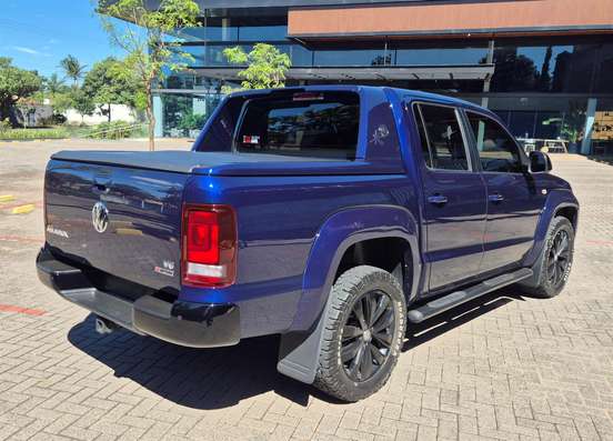 VOLKSWAGEN-AMAROK-2023