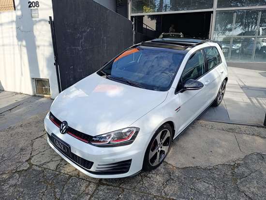 VOLKSWAGEN-GOLF-2.0 TSI GTI 16V TURBO GASOLINA 4P AUTOMÁTICO VOLKSWAGEN-GOLF-2017