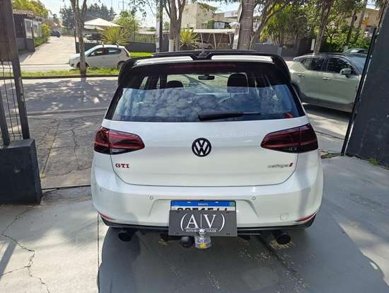 VOLKSWAGEN-GOLF-2.0 TSI GTI 16V TURBO GASOLINA 4P AUTOMÁTICO VOLKSWAGEN-GOLF-2017