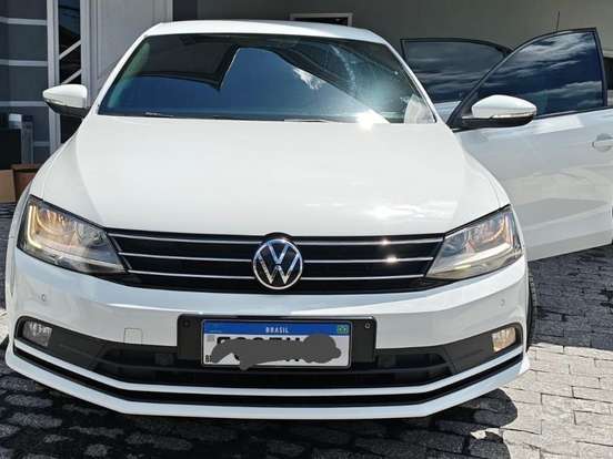 VOLKSWAGEN-JETTA-1.4 16V TSI COMFORTLINE GASOLINA 4P TIPTRONIC VOLKSWAGEN-JETTA-2017
