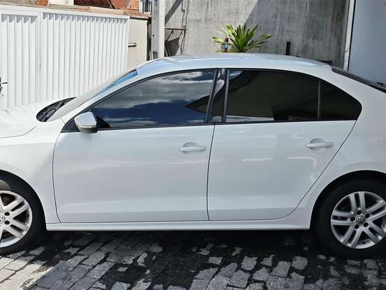 VOLKSWAGEN-JETTA-1.4 16V TSI COMFORTLINE GASOLINA 4P TIPTRONIC VOLKSWAGEN-JETTA-2017