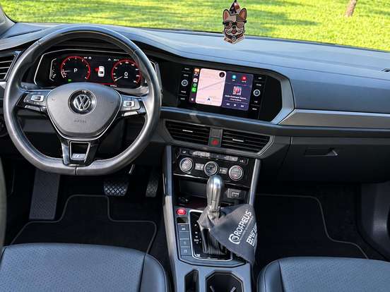 VOLKSWAGEN-JETTA-1.4 250 TSI TOTAL FLEX R-LINE TIPTRONIC VOLKSWAGEN-JETTA-2018