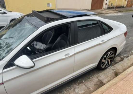 VOLKSWAGEN-JETTA-2020