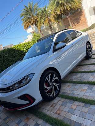 VOLKSWAGEN-JETTA-2025