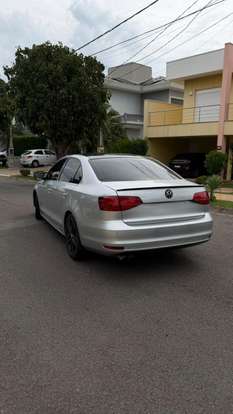VOLKSWAGEN-JETTA-2016
