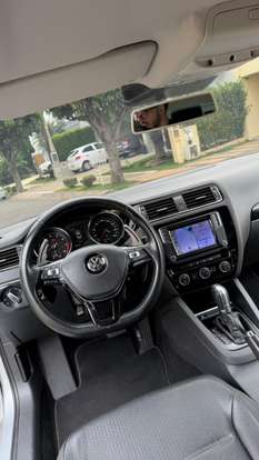 VOLKSWAGEN-JETTA-2016