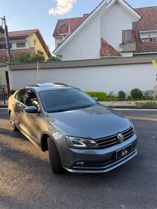 VOLKSWAGEN-JETTA-2017