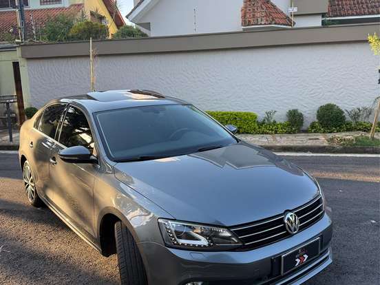 VOLKSWAGEN-JETTA-2.0 TSI HIGHLINE 211CV GASOLINA 4P TIPTRONIC VOLKSWAGEN-JETTA-2017