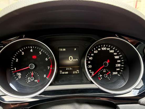 VOLKSWAGEN-JETTA-2.0 TSI HIGHLINE 211CV GASOLINA 4P TIPTRONIC VOLKSWAGEN-JETTA-2015