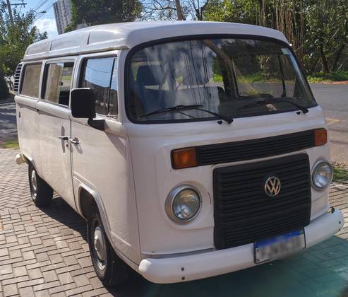 VOLKSWAGEN KOMBI 1.4 MI STD LOTAÇÃO 8V FLEX 3P MANUAL