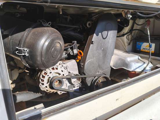 VOLKSWAGEN-KOMBI-2013