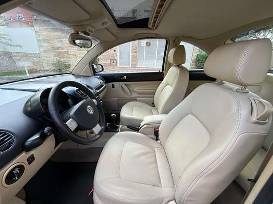 VOLKSWAGEN-NEW BEETLE-2007