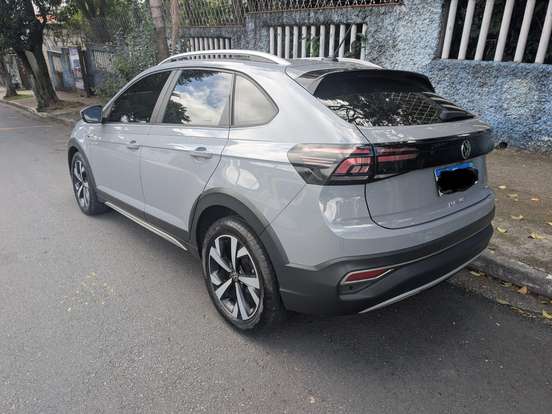VOLKSWAGEN-NIVUS-1.0 200 TSI TOTAL FLEX HIGHLINE AUTOMÁTICO VOLKSWAGEN-NIVUS-2023